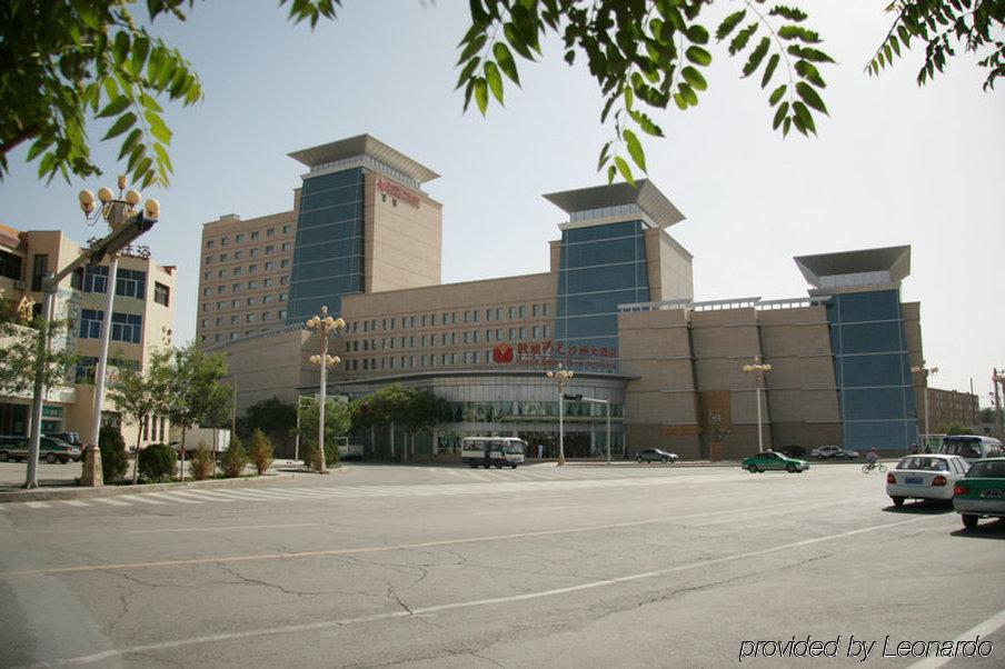 Grand Soluxe Hotel Dunhuang Exterior foto