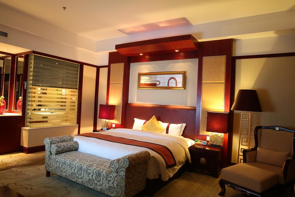 Grand Soluxe Hotel Dunhuang Exterior foto